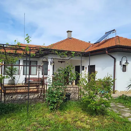 Guest house червенаково